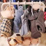 F42F Multipurpose Kids Safe Miniature Clothes Rack With Hangers