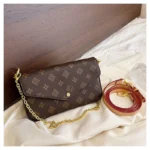 2026 New Women's Fashionable Monogram Chain Bag, Retro Versatile Envelope Bag