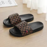 Summer men's slippers fashion comfortable breathable slippers indoor bathroom - Image 4