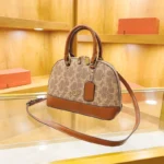 2026 Fashion Retro Shoulder Bag, Classic and Versatile Shell Bag Style, Suitable - Image 2