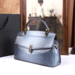 2025 New Crocodile Pattern Large Capacity Handbag Vintage Ladies Single Shoulder - Image 4