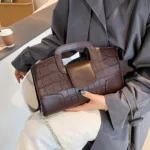 2025 New Crocodile Grain PU Leather Handbag for Women Vintage Large Capacity Evening