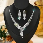 1 Set Of Fashionable Copper Inlaid Claw Chain Necklace, Earrings, Jewelry Set