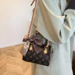 High-End Minimalist Unique Business Leisure Style Large Capacity Diaper Bags - Image 4