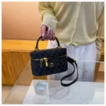 Vintage Circle Pattern Mini Box Handbag 2026 New Arrival Fashionable - Image 4