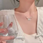 High-end Butterfly Pearl Necklace for Women Clavicle - Image 5