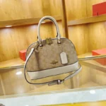 2026 Fashion Retro Shoulder Bag, Classic and Versatile Shell Bag Style, Suitable - Image 4