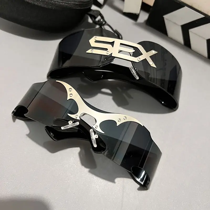 kf-S7d55ce5918c245f5a1a2b6ccac03dd34t 2026 New Punk European and American Fashion Frameless Sunglasses Vintage Trendy - Image 1