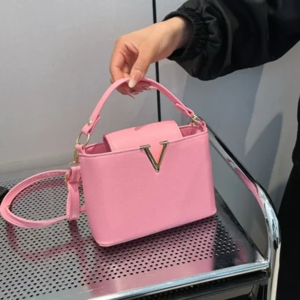 Luxury Women's Tote Bag, Chic V Shaped Stylish Pu Leather Bucket Bag