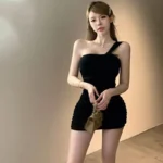Summer women's sexy one-shoulder pleated slim dress - Image 4