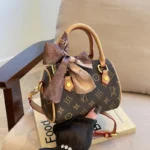 High-End Minimalist Unique Business Leisure Style Large Capacity Diaper Bags - Image 2