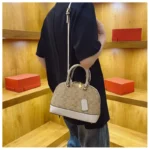 2026 Fashion Retro Shoulder Bag, Classic and Versatile Shell Bag Style, Suitable - Image 6