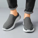 Men's Fashionable and Lightweight Men's Slippers with Good Breathability - Image 2