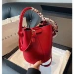 Hot Selling Simplicity High-end Women's Crossbody Bag PU Material Versatile Bucket