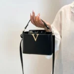 Luxury Women's Tote Bag, Chic V Shaped Stylish Pu Leather Bucket Bag - Image 5