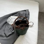 Fashionable Women's Bucket Bag, Stylish Solid Color Woven Effect Handbag Shoulder Bag - Image 3