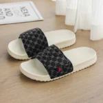 Summer men's slippers fashion comfortable breathable slippers indoor bathroom - Image 3