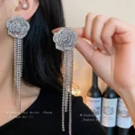 European Style Jewelry Sets for Women Diamond Flower Necklace Party - Image 4