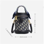 Elegant and versatile cylindrical bag 2026 New autumn and winter fashion