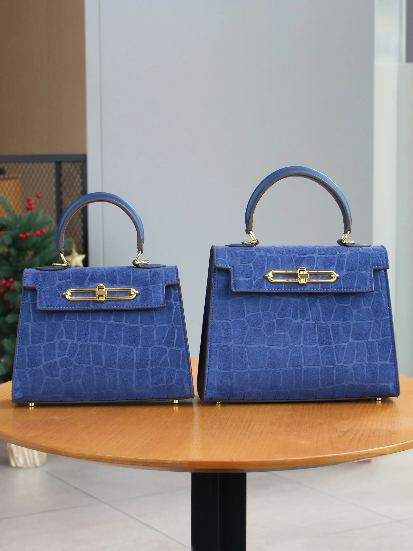 kf-Se30edb56839646b995edc7f14e925472j Fall/winter 2025 retro frosted crocodile pattern high-end fashion ladies bag temperament - Image 1