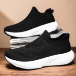 Breathable sports shoes for men and women in summer new mesh walking shoes