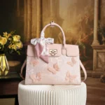 Light Luxury Women's Handbag 2026 Season New Fashionable and Versatile