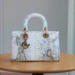 2026 Fashion Luxury New Small Bag Niche Design Exquisite High-Grade Texture