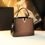 2026 Luxury Fashion Leather Women's Bag Diamonds V Letter Small Shoulder Crossbody - Image 5