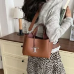 Premium Ladies Tote Bag, Fashionable Leather Crossbody Handbag - Image 6