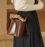 Drawstring pocket petals new vegetable basket bucket bag niche design retro women's - Image 2